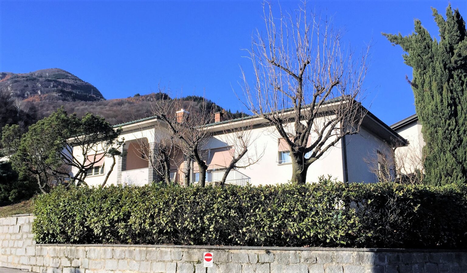 Appartamento all’ultimo piano in zona molto tranquilla e soleggiata